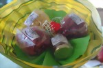 Nudelstrau� mit Fruchtaufstrich